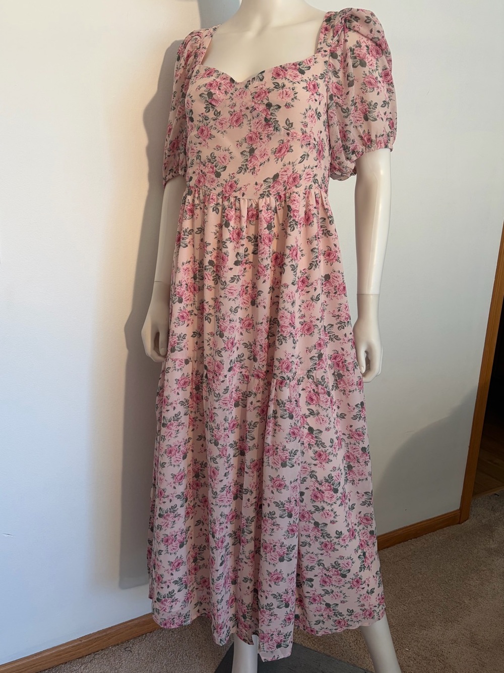 #986 Jacqui E NWT Gorgeous Pink Floral Puff-Sleeve Midi Dress. Size L.